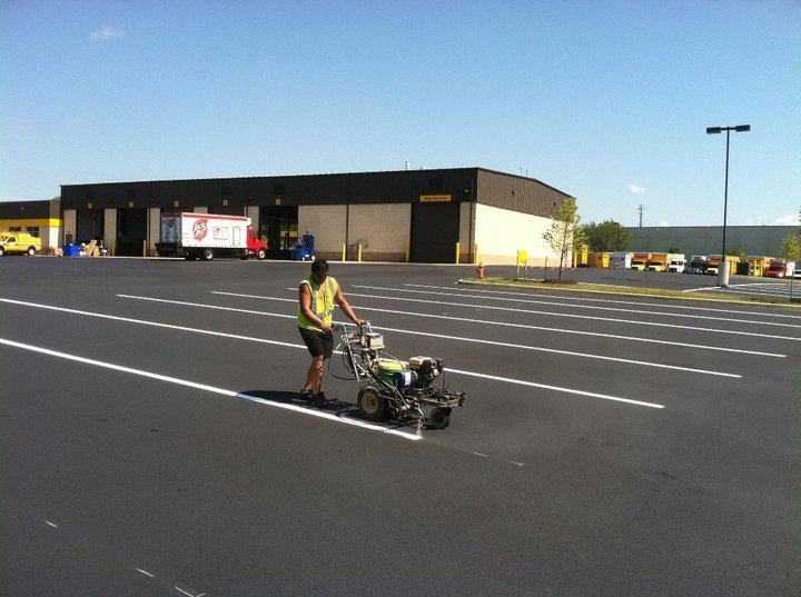 line-striping-commercial-penske-washington-dc-1